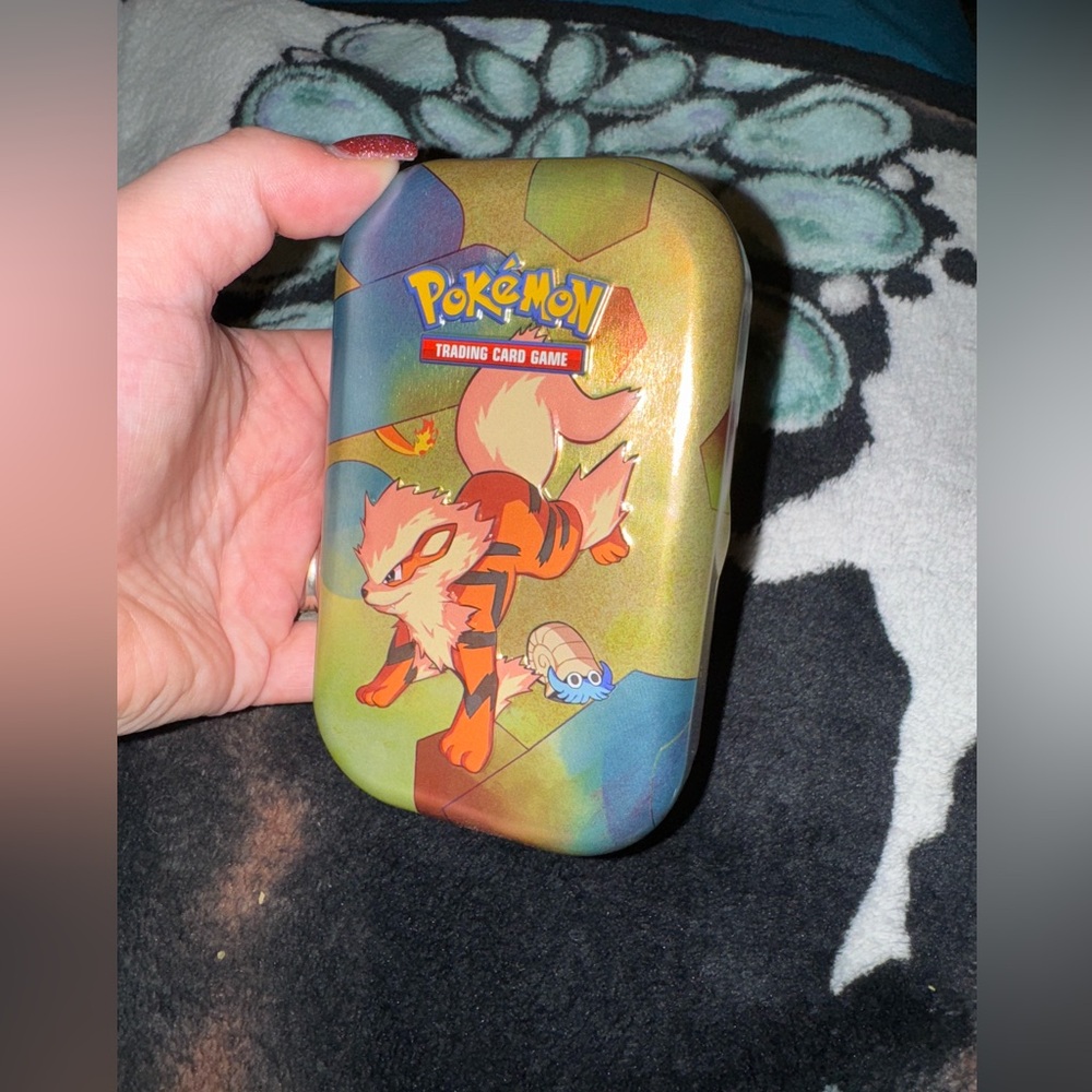 Pokémon mini tin full of cards-guaranteed EX